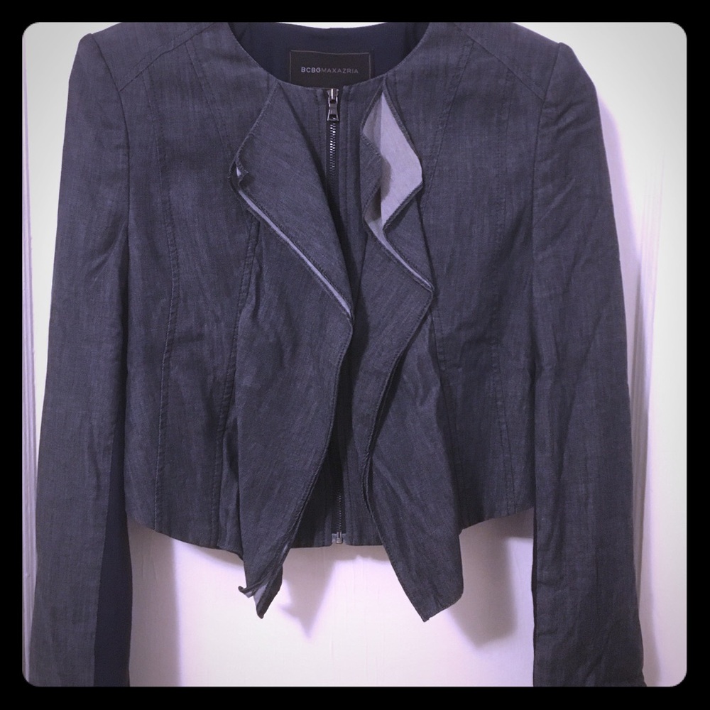 BCBGMaxAzria Navy/denim crop jacket, zip up